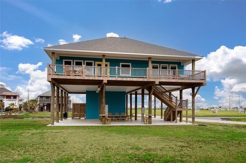 A home in Crystal Beach