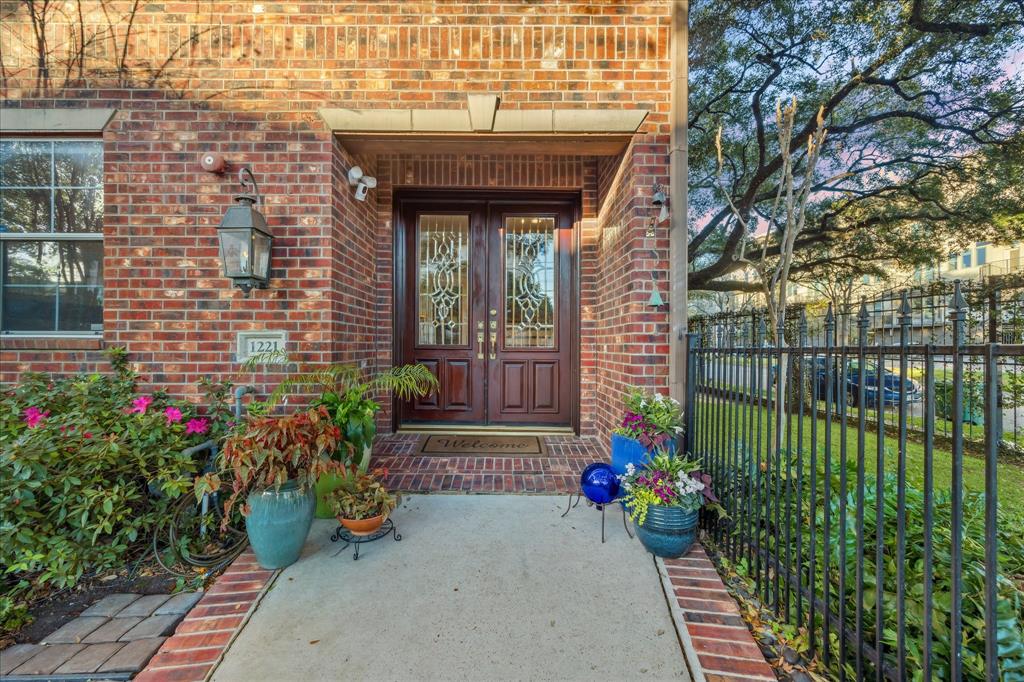 1221 Rosedale Street, Houston, Texas image 3