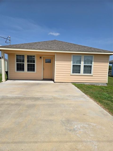 Photo of 2724 Avenue D #6, San Leon, TX 77539 (MLS # 10063235) Photo of 2724 Avenue D #6, San Leon, TX 77539 (MLS # 10063235)