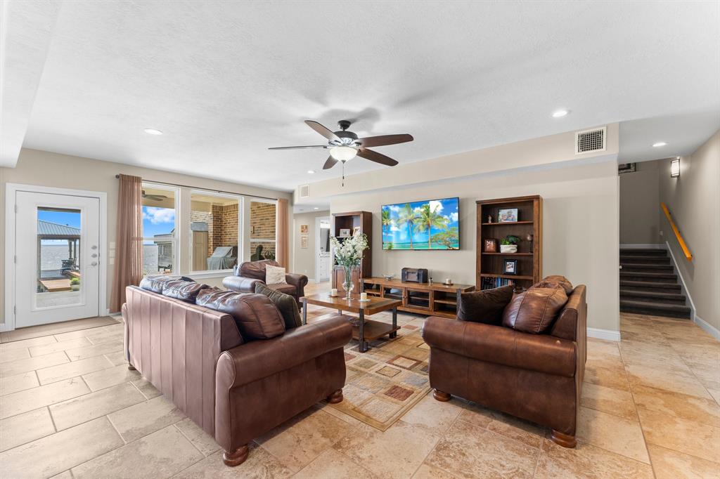 462 Bridgelanding, Onalaska, Texas image 25