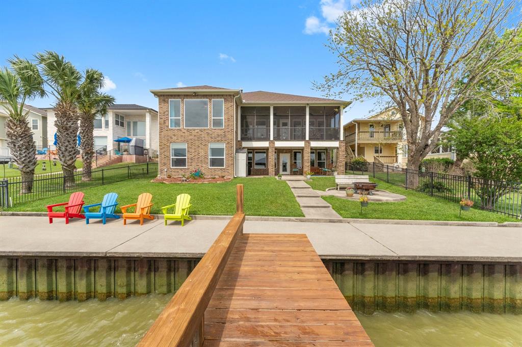 462 Bridgelanding, Onalaska, Texas image 1