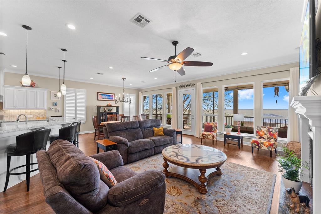 462 Bridgelanding, Onalaska, Texas image 5