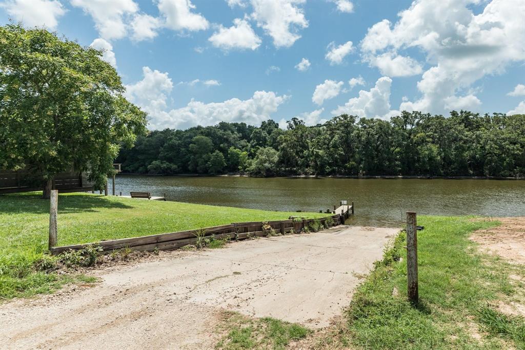 4957 County Road 747a, Brazoria, Texas image 7