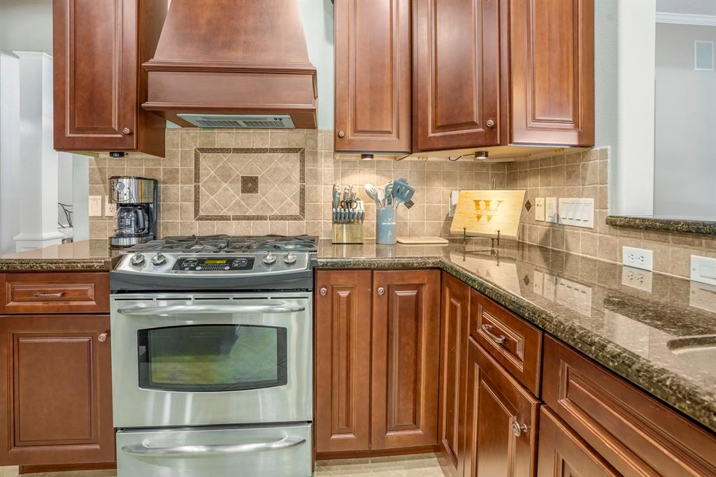 3819 Madison Avenue, Baytown, Texas image 13