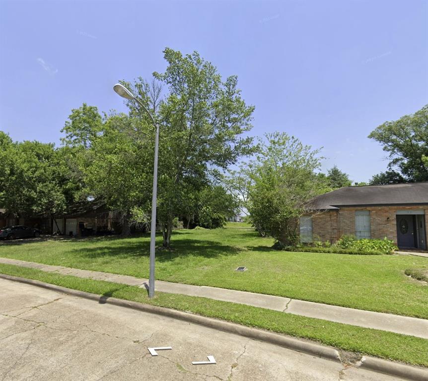 1511 Bayou Drive, Alvin, Texas image 5