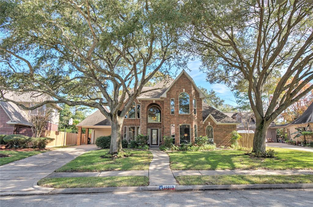 15819 Elk Park Lane, Houston, Texas image 33