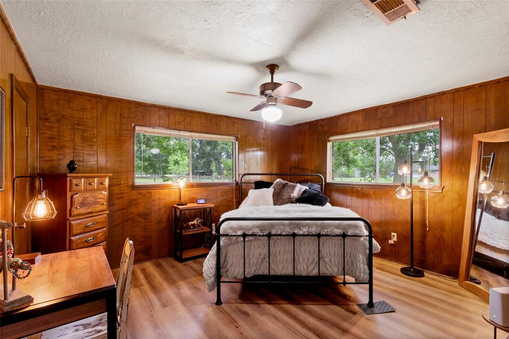 9510 Gates Loop, Manvel, Texas image 10