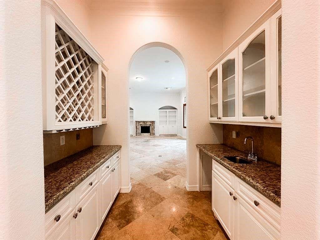 8422 Thompson Lake Drive, Missouri City, Texas image 10