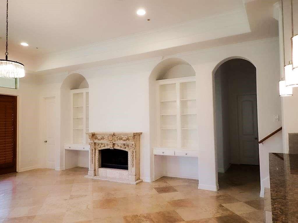 8422 Thompson Lake Drive, Missouri City, Texas image 12