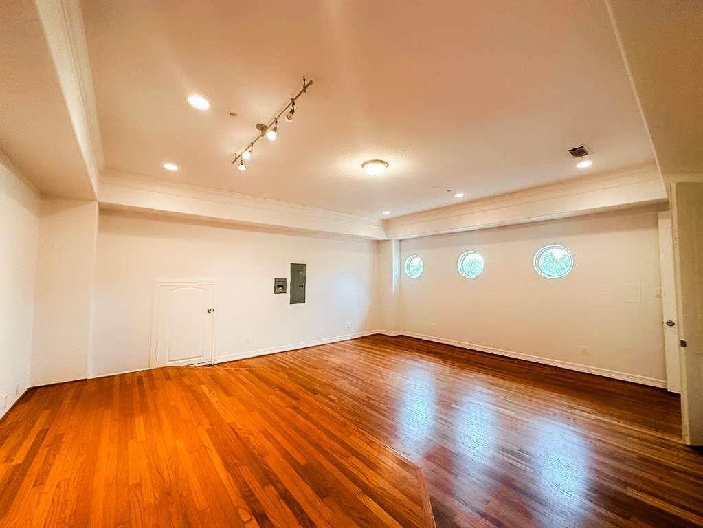 8422 Thompson Lake Drive, Missouri City, Texas image 33