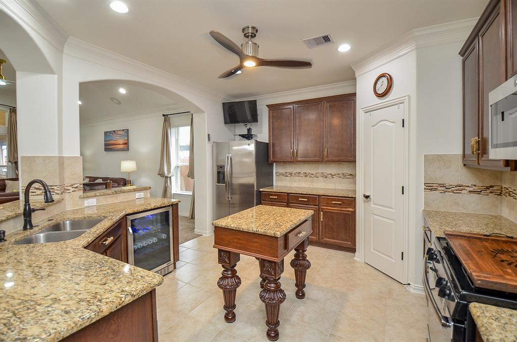 32210 Mckinley Run Drive, Hockley, Texas image 6