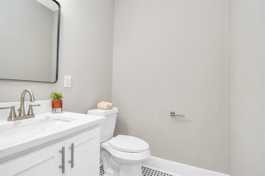 614 Colquitt Street, Houston, Texas image 19
