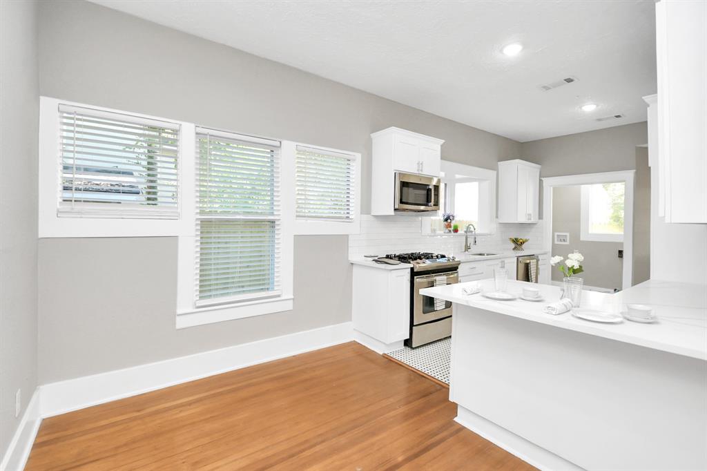 614 Colquitt Street, Houston, Texas image 10