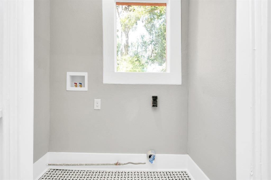 614 Colquitt Street, Houston, Texas image 17