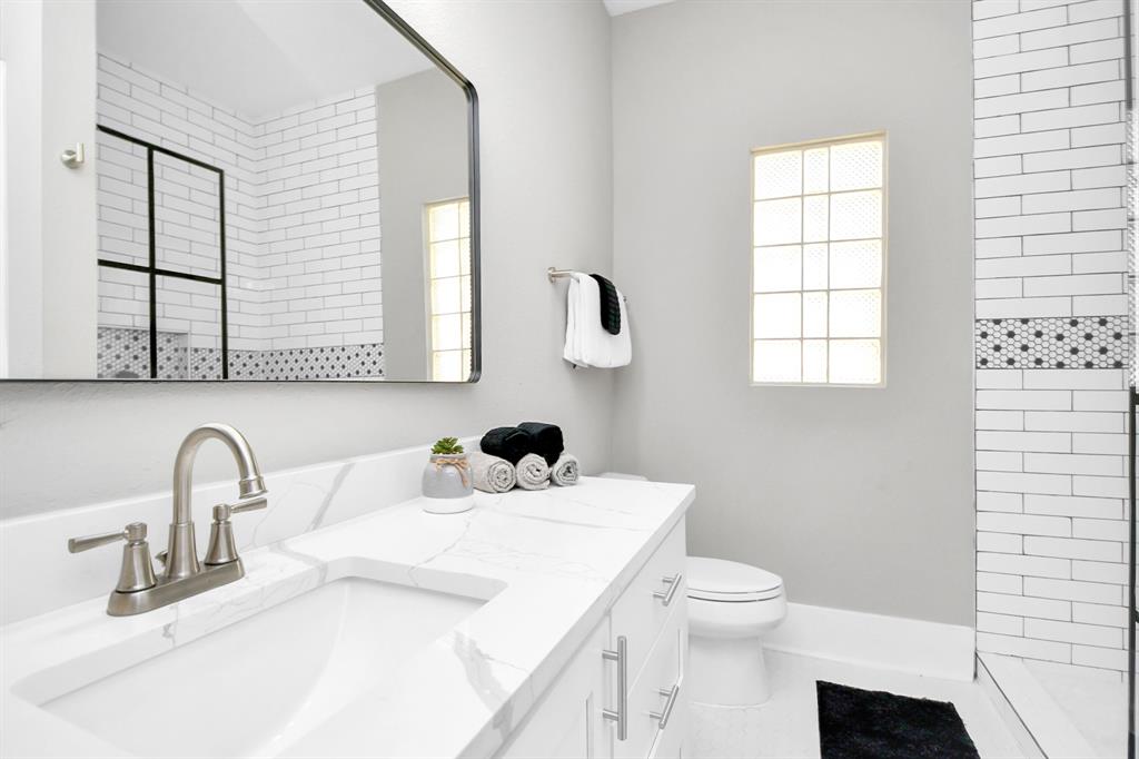614 Colquitt Street, Houston, Texas image 30