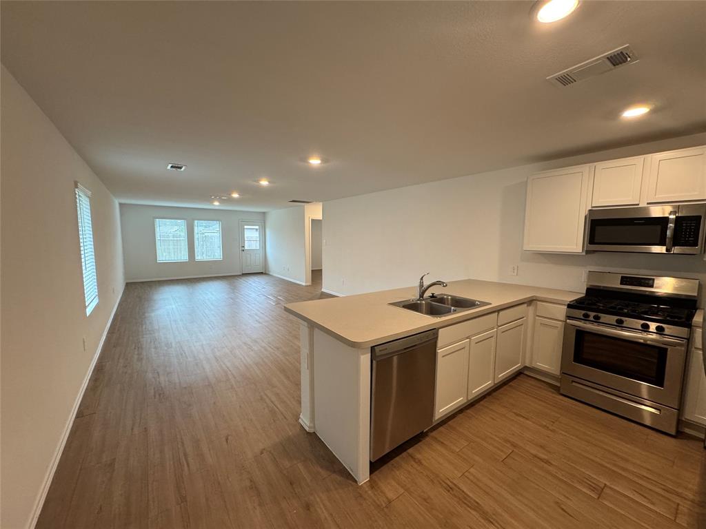 17594 Longwood Trace Lane