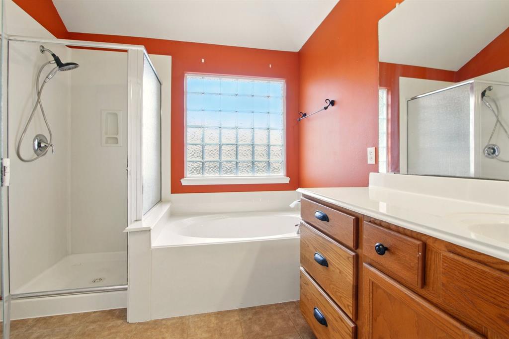 4602 Pompton Court, Pearland, Texas image 18