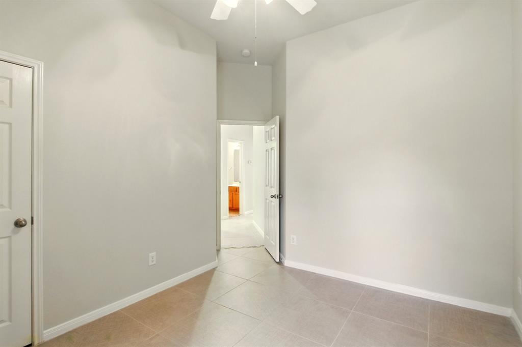 4602 Pompton Court, Pearland, Texas image 23