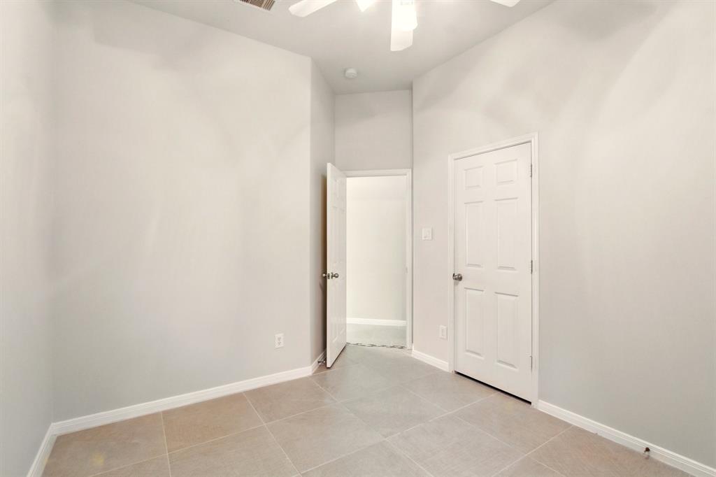 4602 Pompton Court, Pearland, Texas image 24