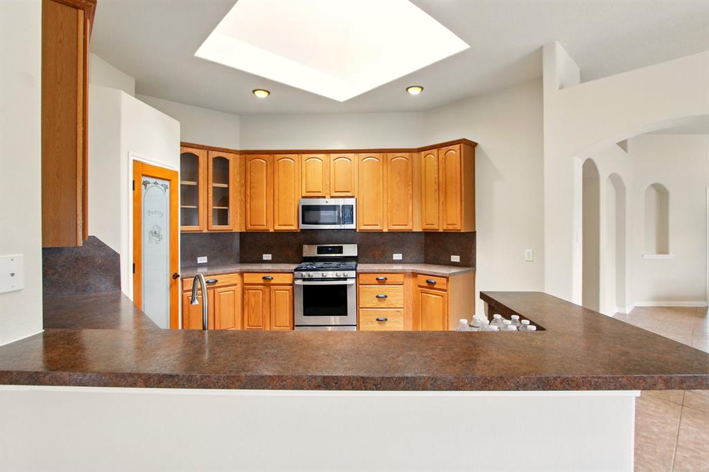 4602 Pompton Court, Pearland, Texas image 9