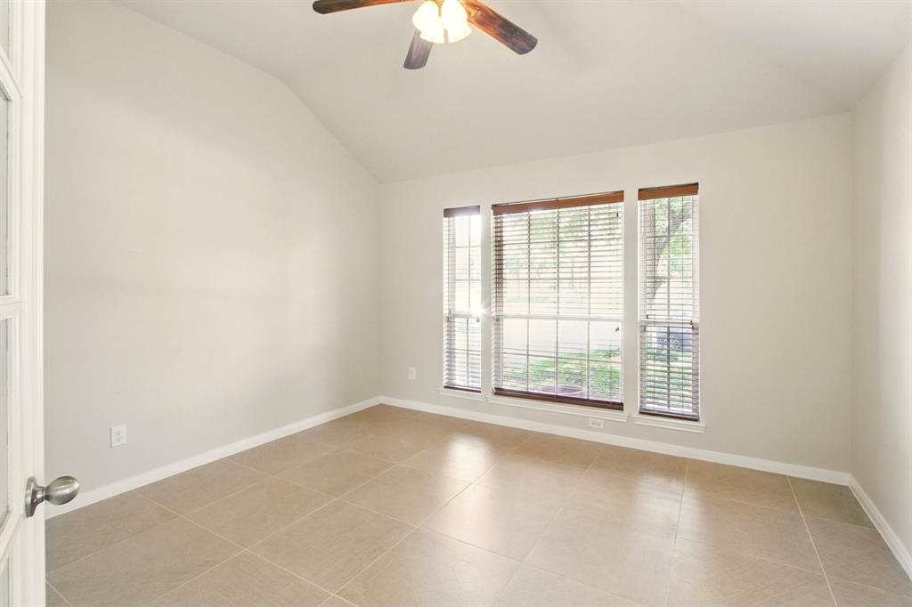 4602 Pompton Court, Pearland, Texas image 22
