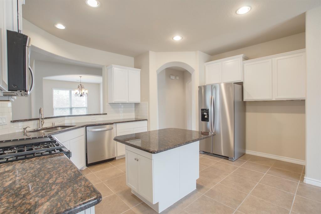 50 Hearthwick Place, The Woodlands, Texas image 6
