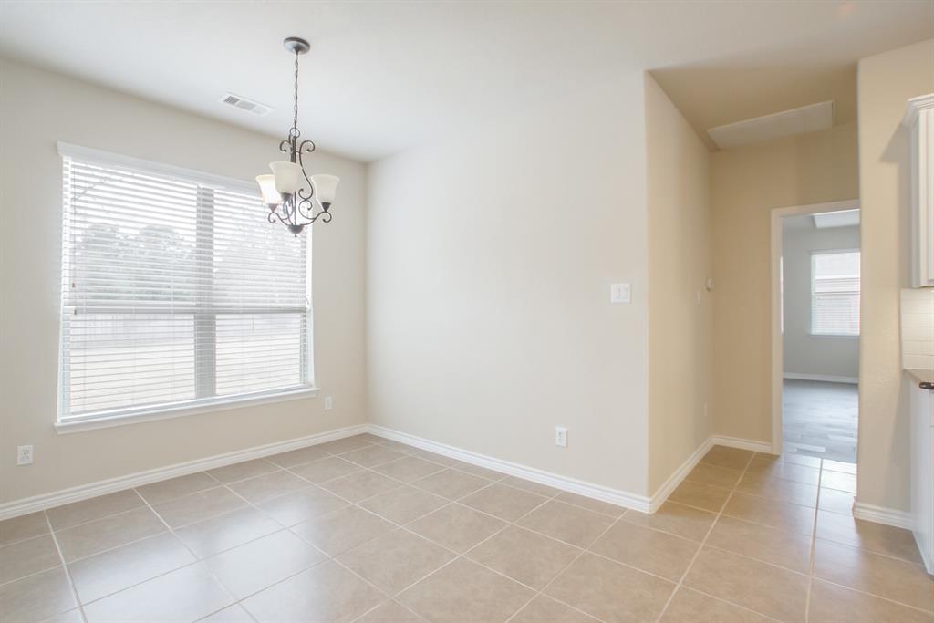 50 Hearthwick Place, The Woodlands, Texas image 12