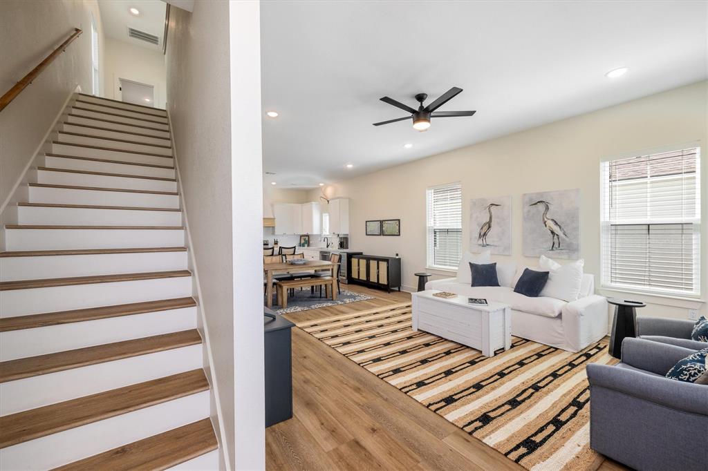 2411 103rd Street, Galveston, Texas image 9