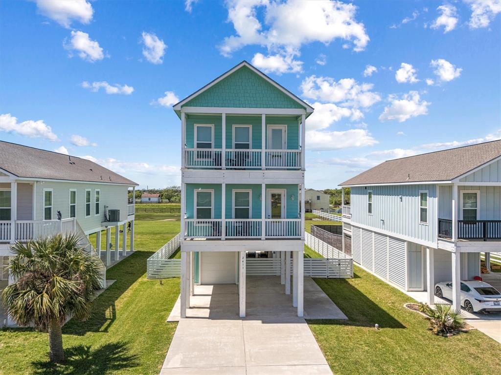 2411 103rd Street, Galveston, Texas image 1