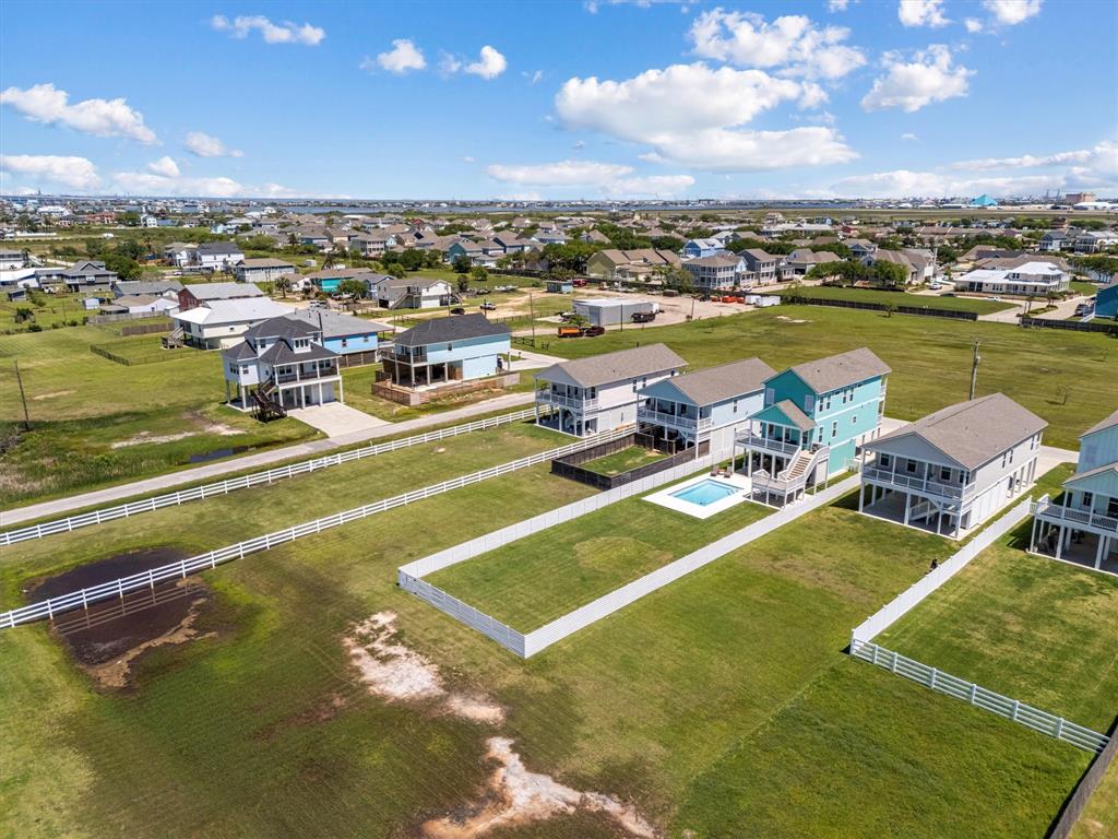 2411 103rd Street, Galveston, Texas image 6