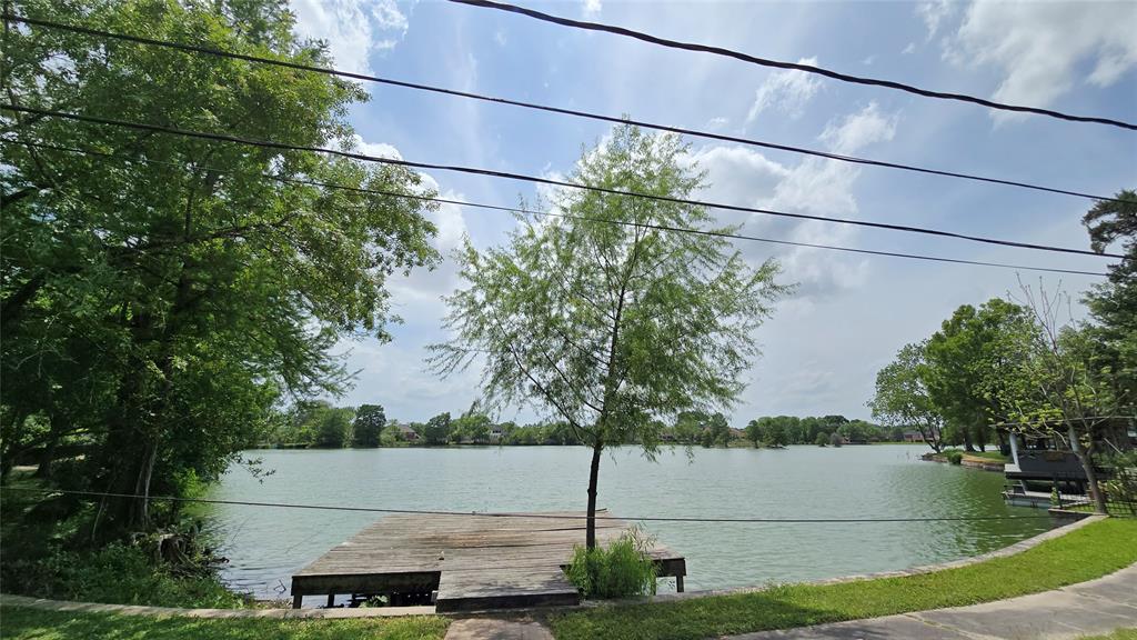 15302 Lakeview Drive, Jersey Village, Texas image 25