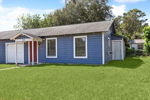 MLS: 22889762