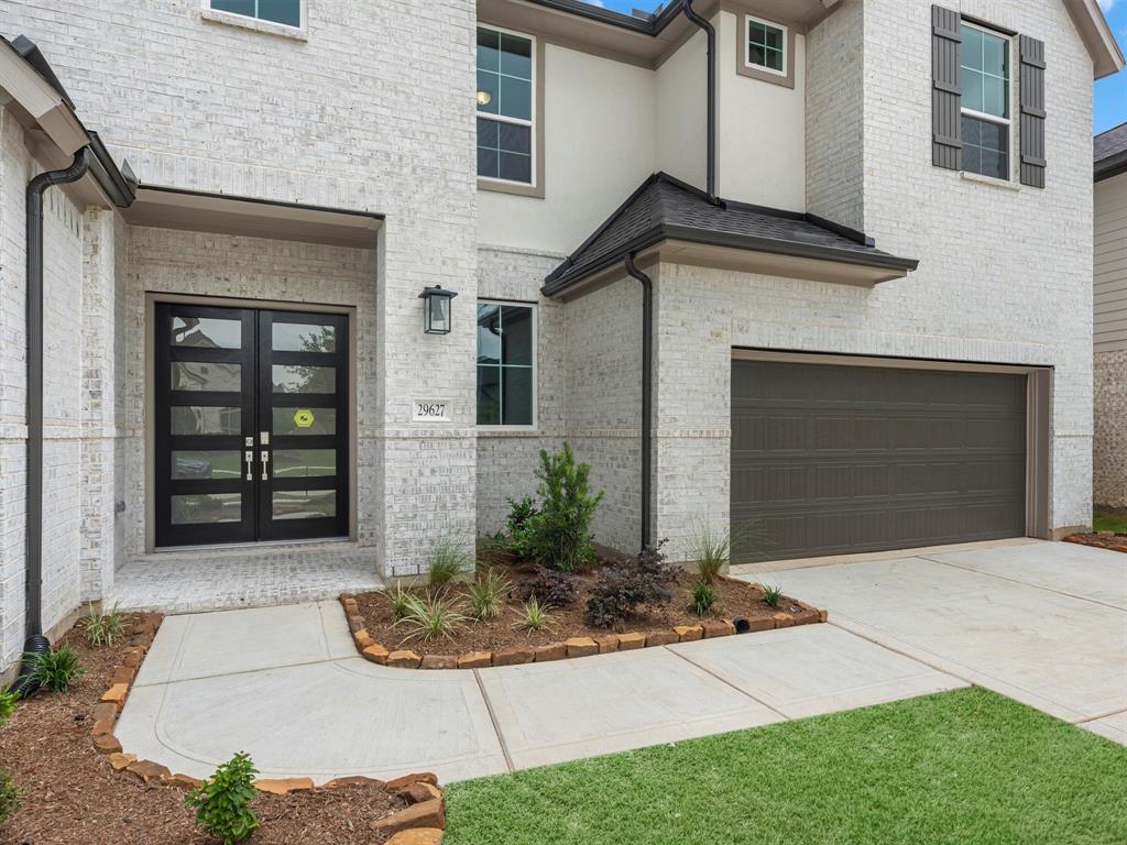 9318 Daisy Valley Drive