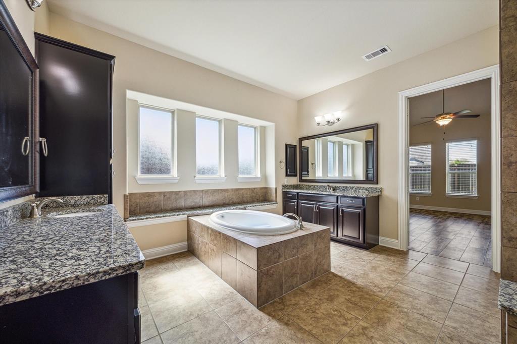 3054 Choke Canyon Lane, League City, Texas image 19