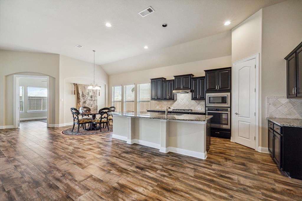 3054 Choke Canyon Lane, League City, Texas image 9