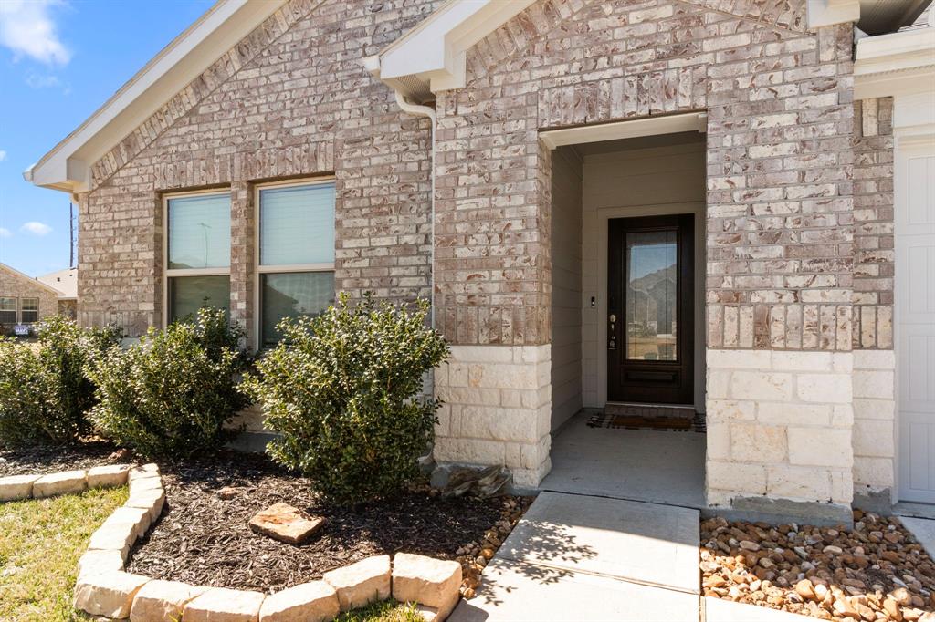 4211 Isoletta Court