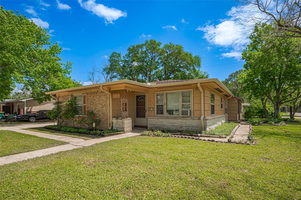 1919 Lenz Street, La Marque, Texas image 5