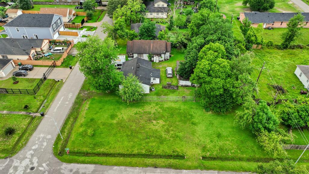 10102 Porto Rico Road, Houston, Texas image 2