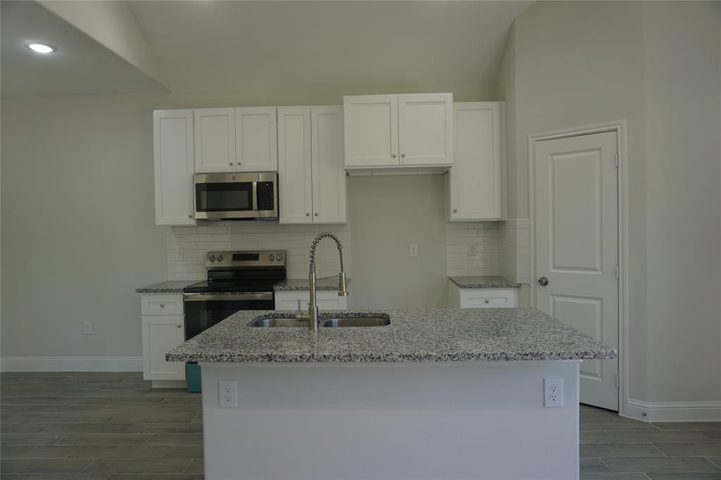 property-search 2 11387 Underwood Street