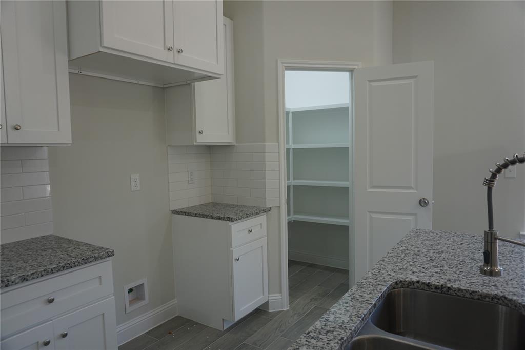 property-search 4 11387 Underwood Street
