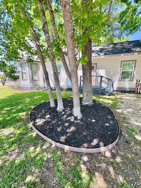 419 Main Street, La Grange, Texas image 8