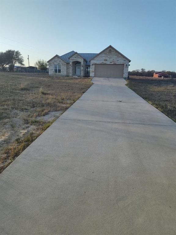200 Lakeview Circle, La Vernia, Texas image 2
