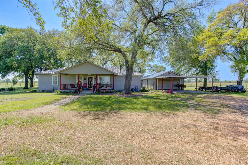 36239 Cochran Road, Waller, Texas image 1