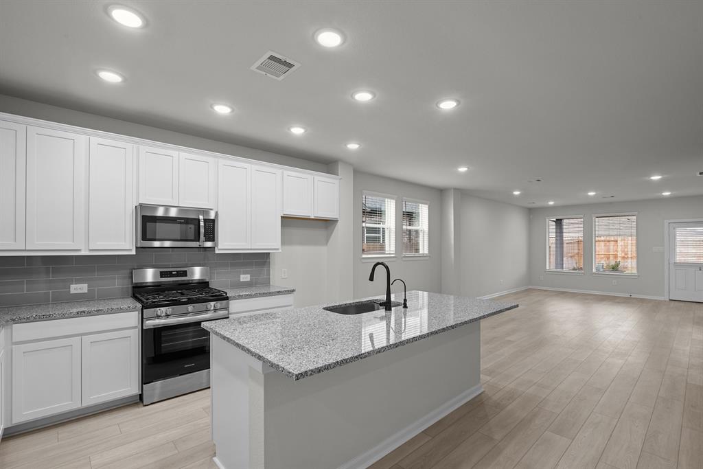 26510 Brilliant Beam Way, Hockley, Texas image 15