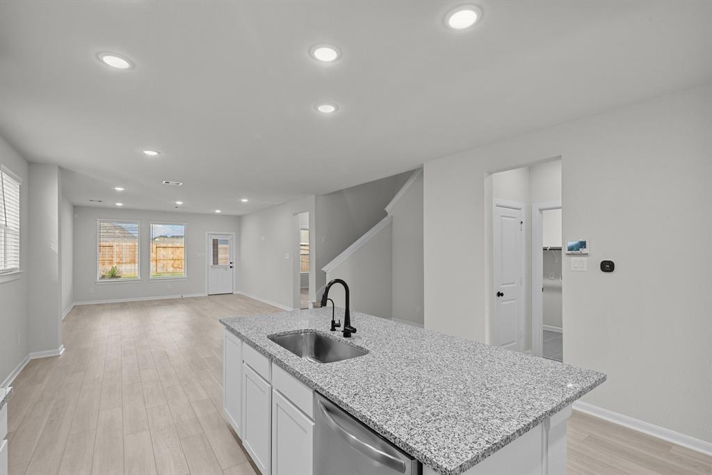 26510 Brilliant Beam Way, Hockley, Texas image 19