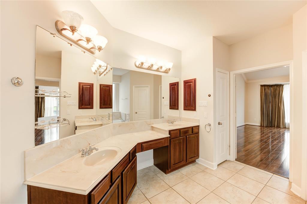14330 Ayers Rock Road, Sugar Land, Texas image 28