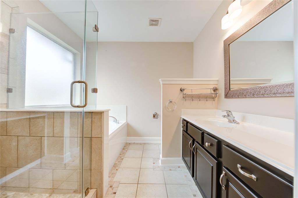 14330 Ayers Rock Road, Sugar Land, Texas image 37