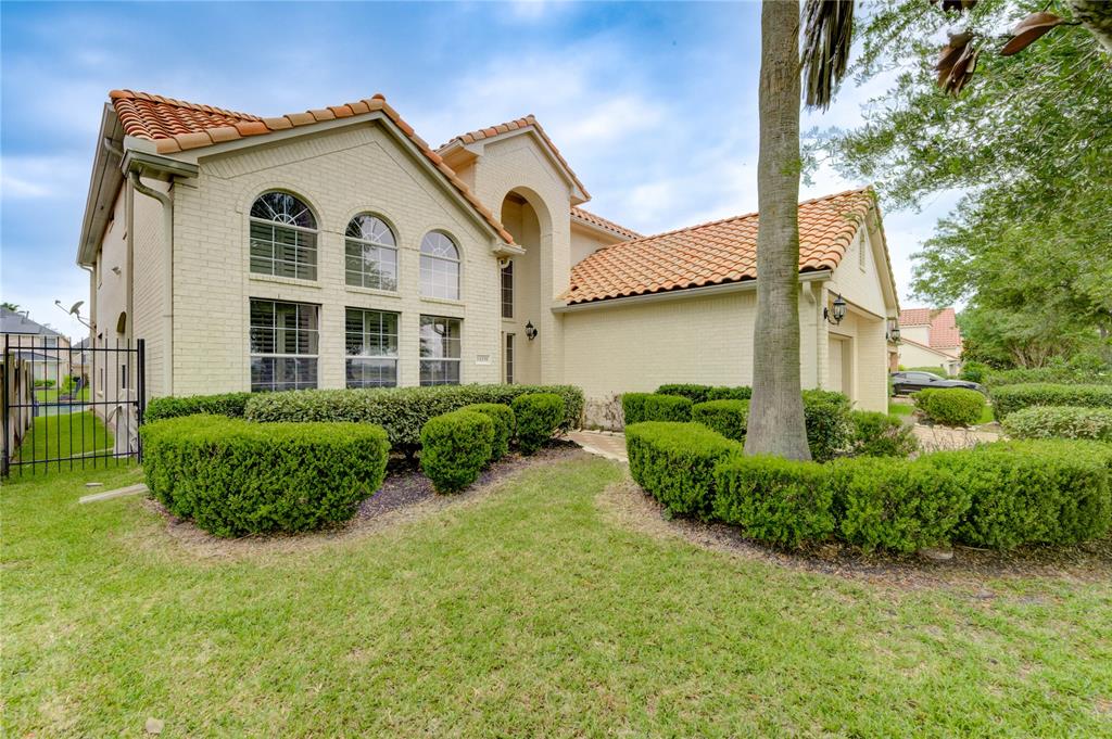 14330 Ayers Rock Road, Sugar Land, Texas image 7