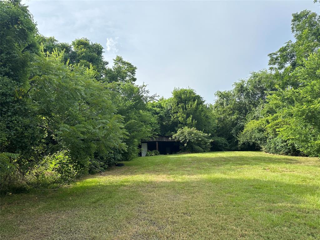 1102 N Battlebell Road, Highlands, Texas image 4