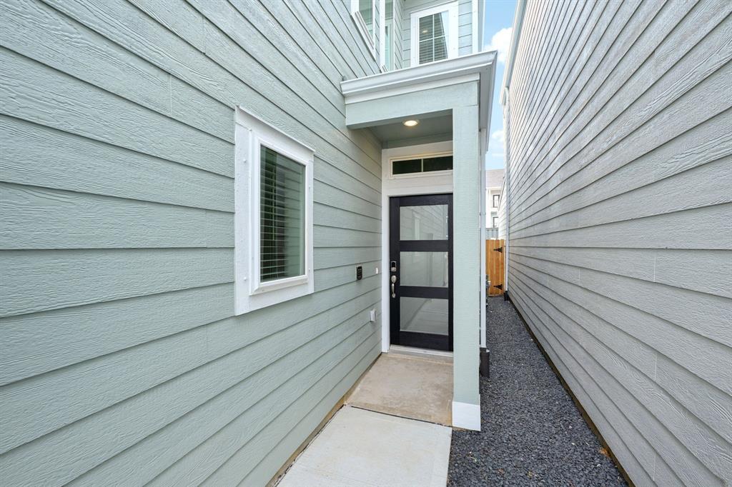 554 Avisa Drive, Kemah, Texas image 7